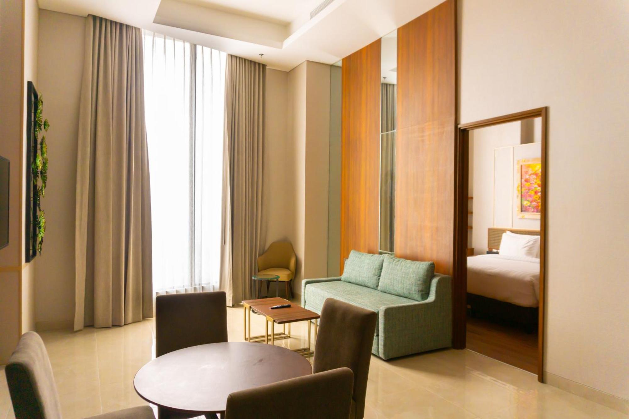 Trembesi Hotel Serpong Exteriér fotografie