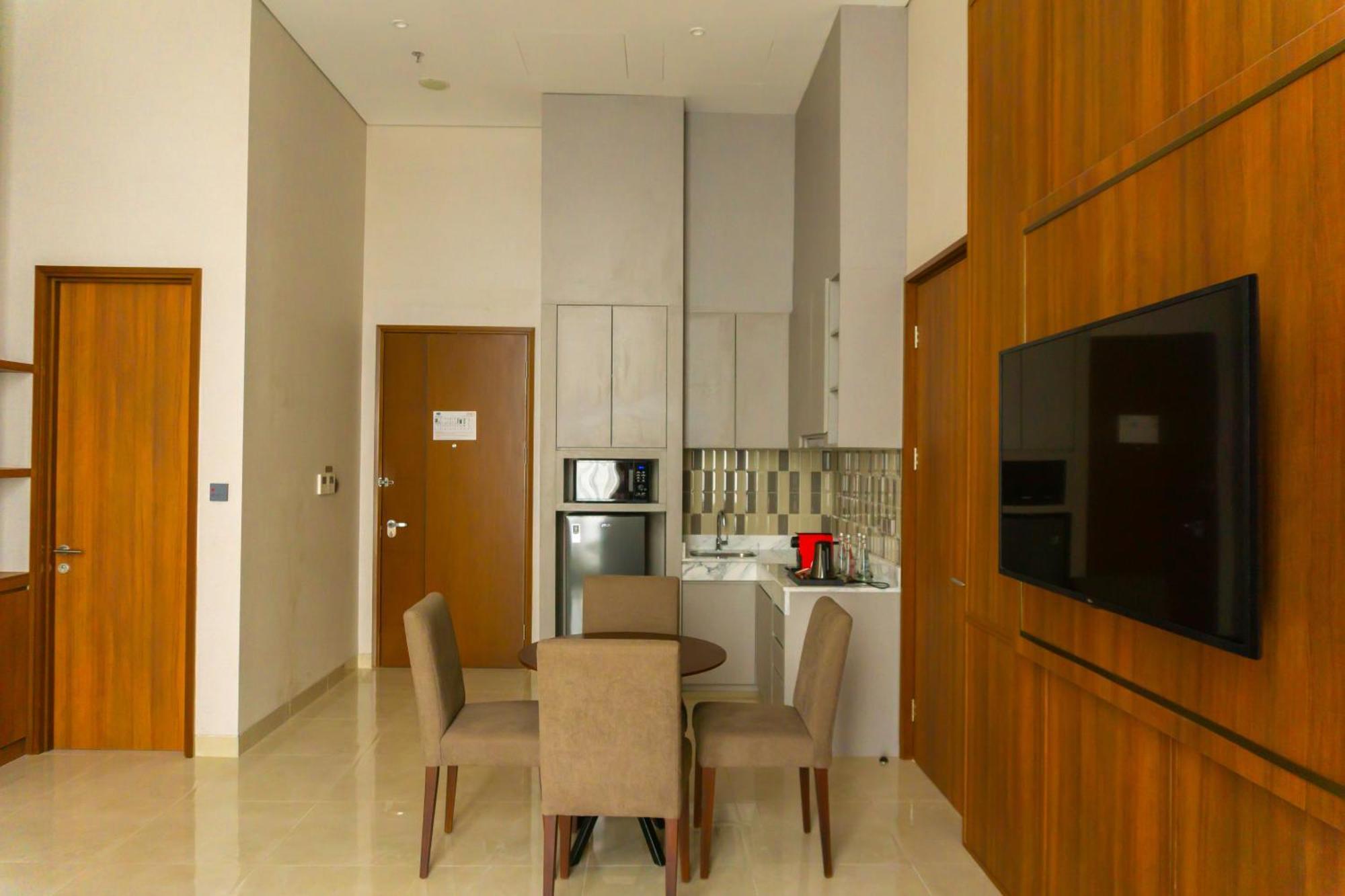 Trembesi Hotel Serpong Exteriér fotografie