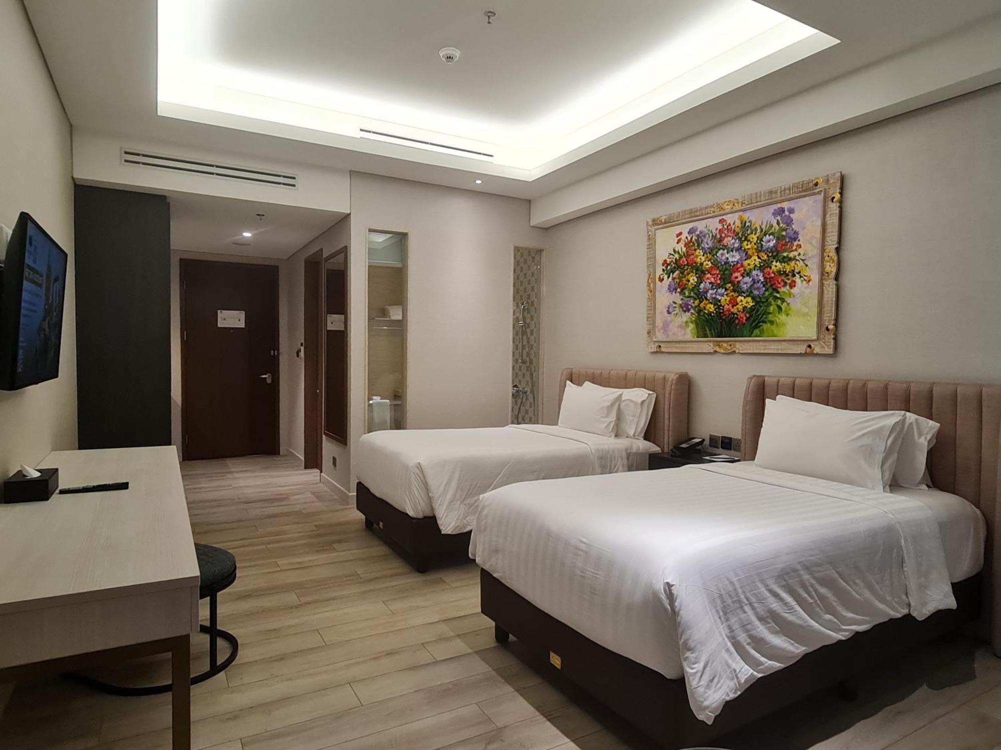 Trembesi Hotel Serpong Exteriér fotografie